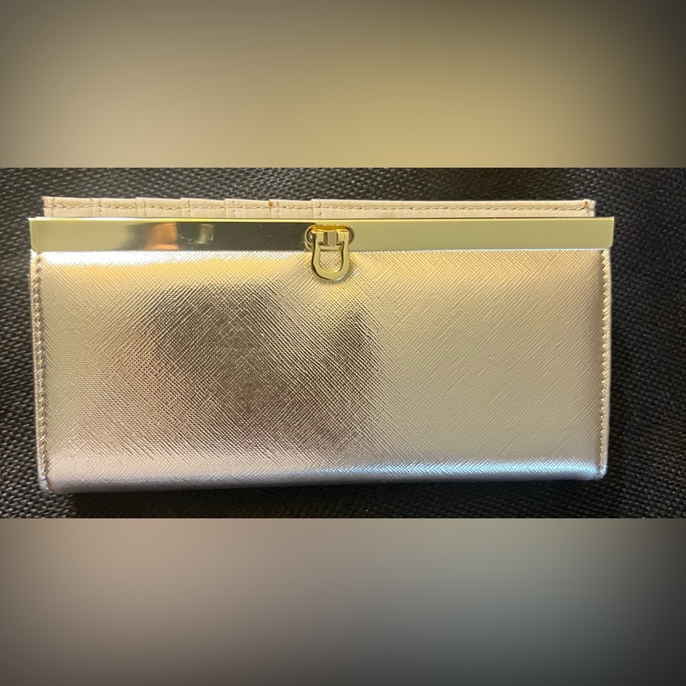 Women wallets